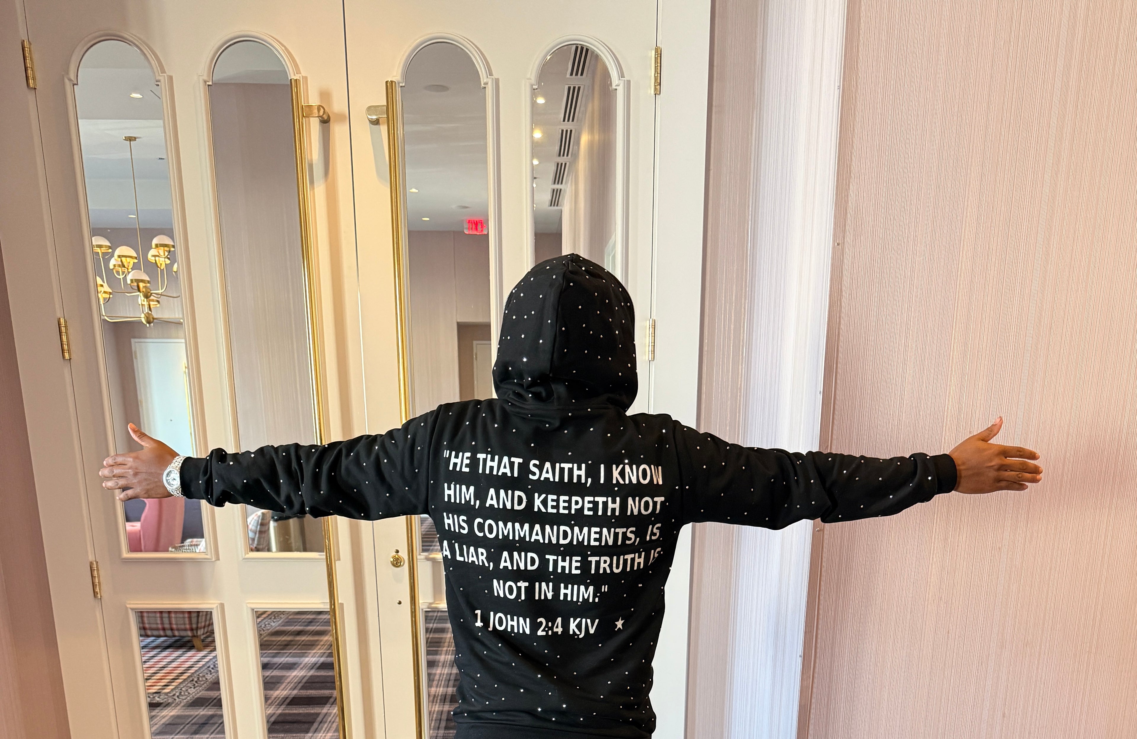 XVII FULL ZIP (PRE ORDER)