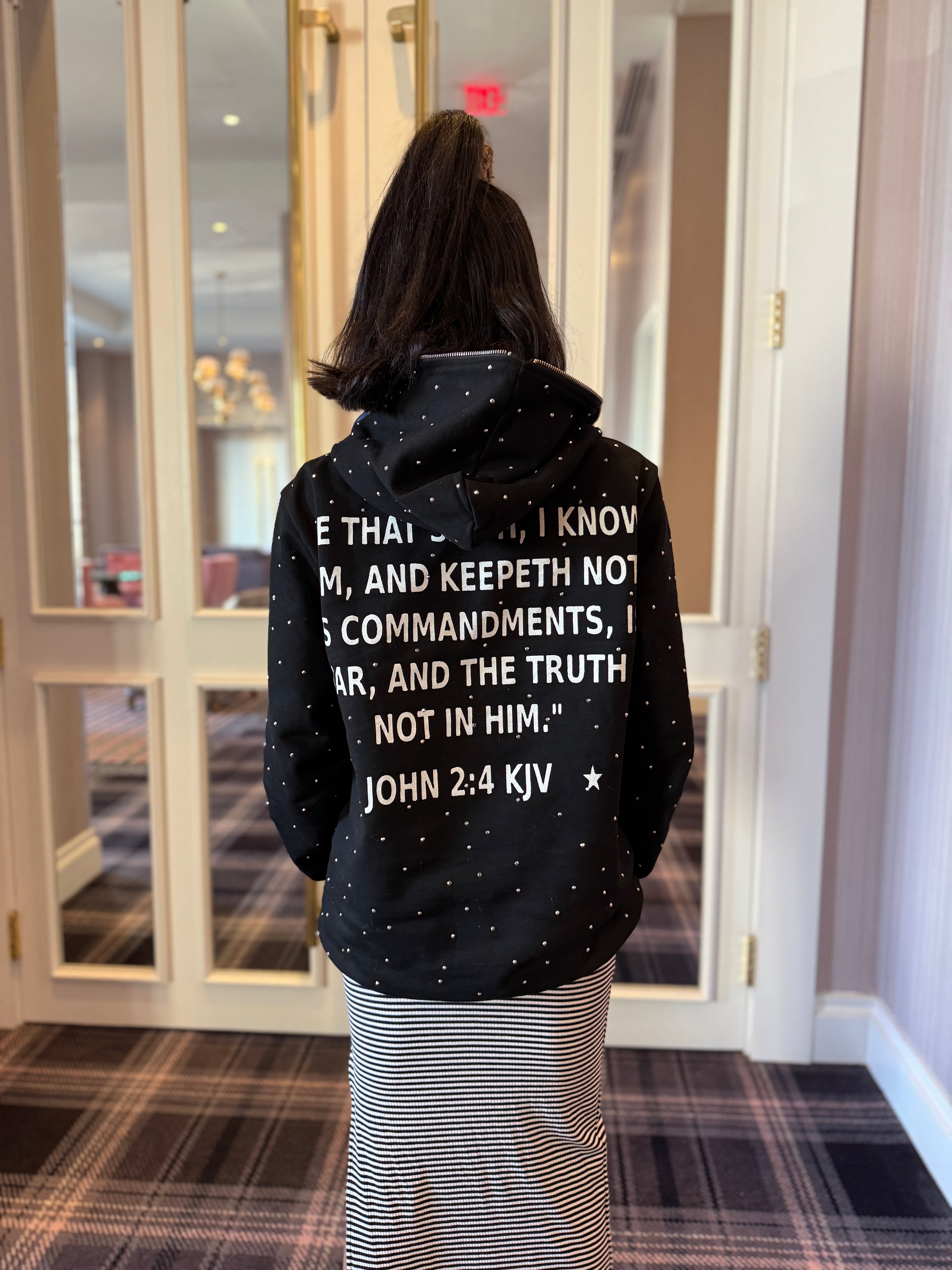 XVII FULL ZIP (PRE ORDER)