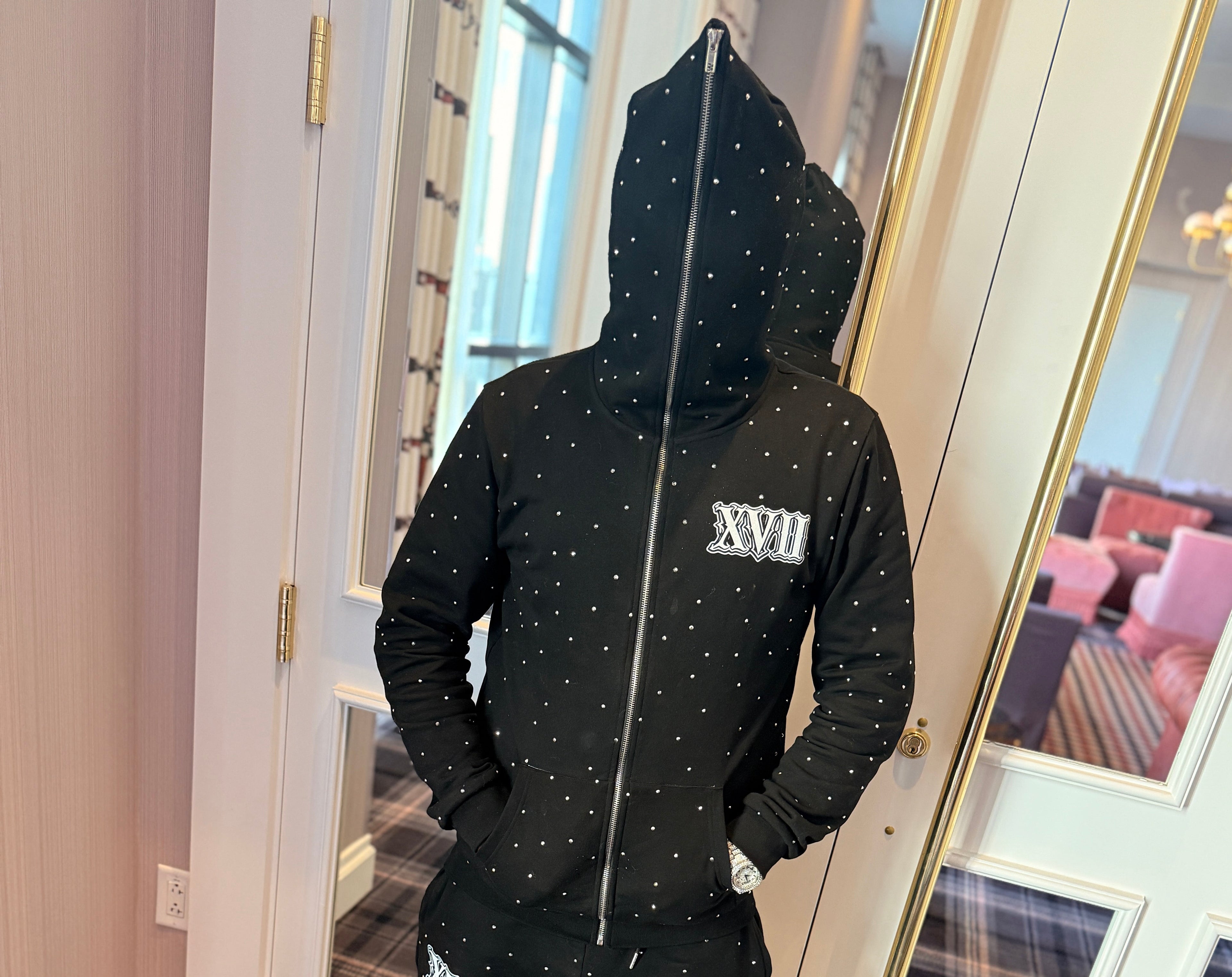 XVII FULL ZIP (PRE ORDER)