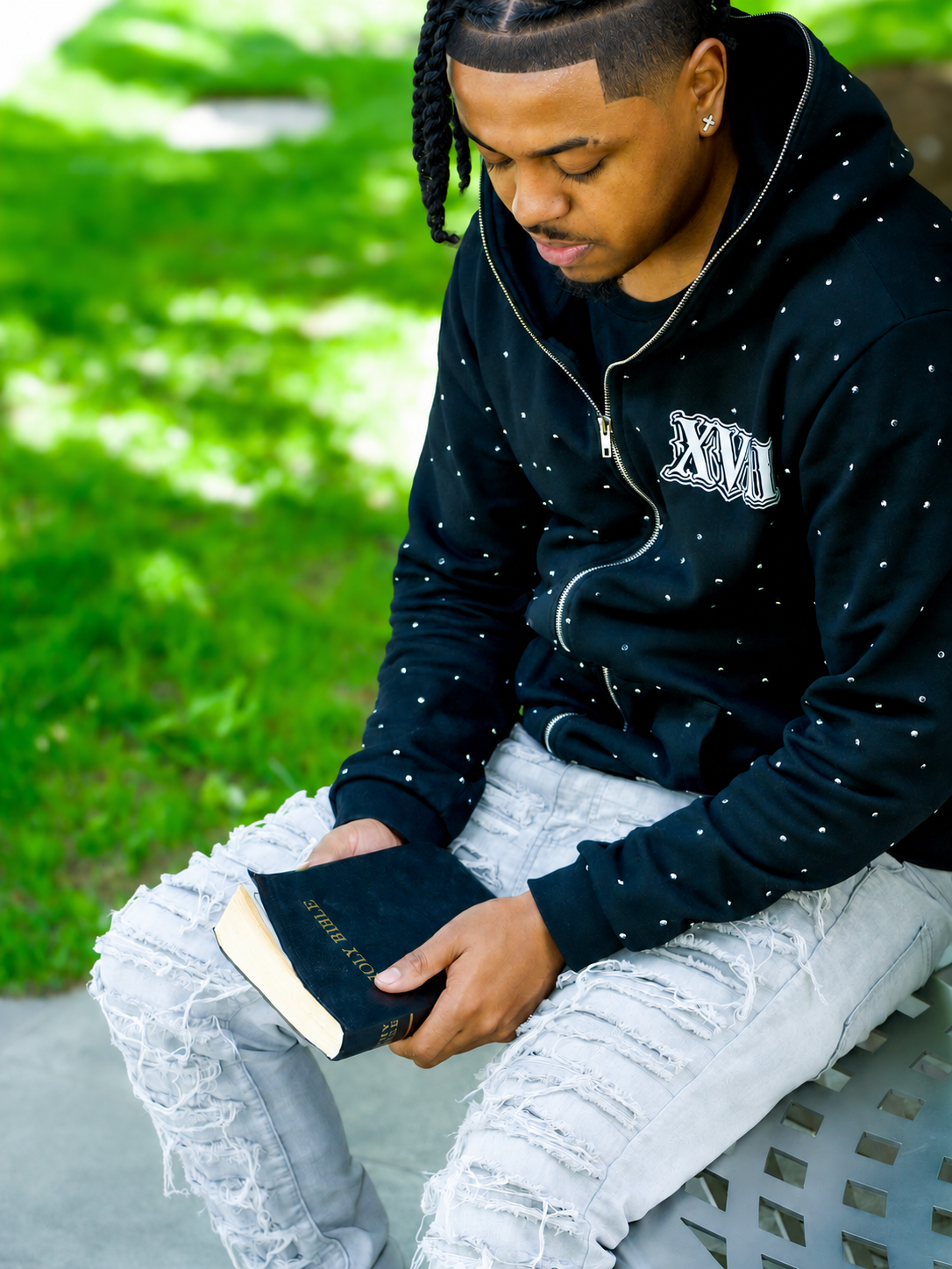 XVII FULL ZIP (PRE ORDER)