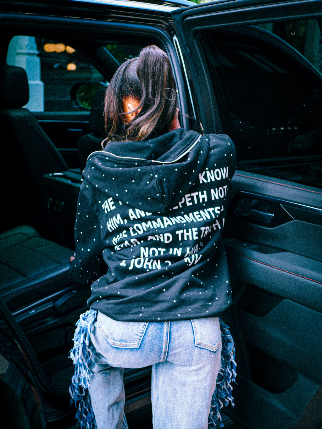 XVII FULL ZIP (PRE ORDER)